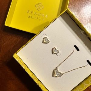 Kendra Scott Ari Heart Gift Set Gold and Ivory